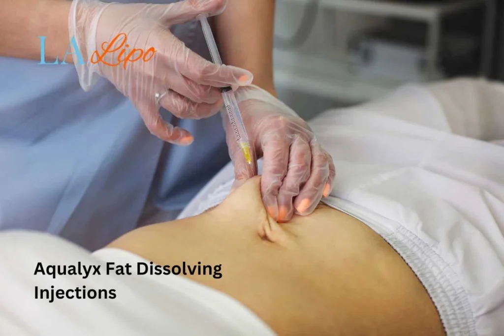 woman having fat dissolving injections Luton in the stomach